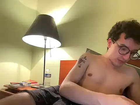 Poeta98xh online show from 10-13-25, 06:08