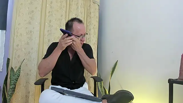  axelking  online show from 04-30-26, 11:27