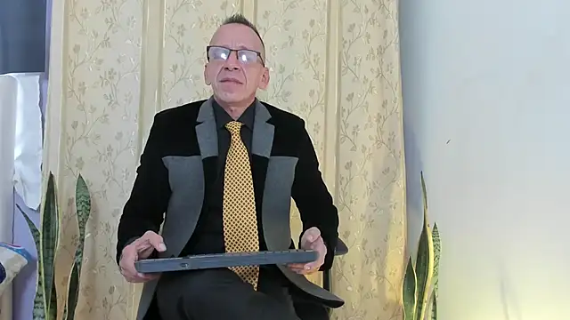  axelking  online show from 05-04-26, 11:39