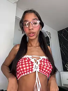 ScarletEvanss  online show from 06-17-26, 10:50