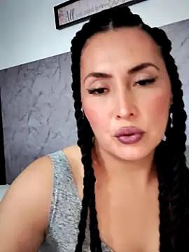 Nina-Velour online show from 10-09-25, 11:36