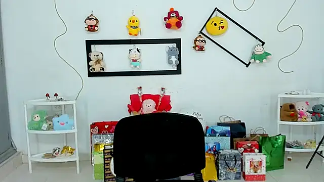 Gregorii adams online show from 11-28-25, 01:58