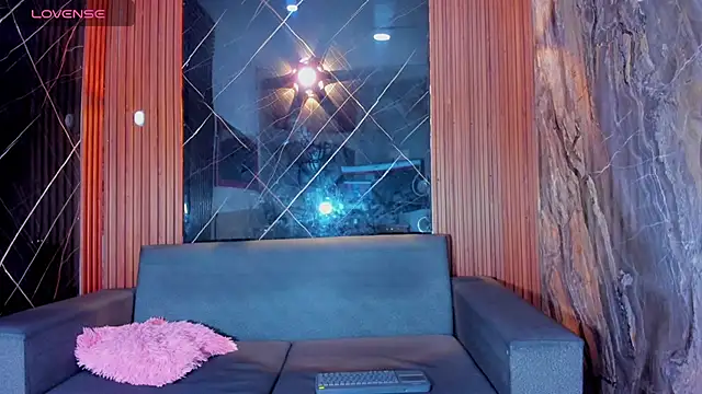 Miilu sexy online show from 10-04-25, 04:10
