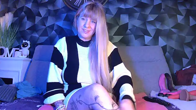 Delichieuse5 online show from 02-06-25, 08:56