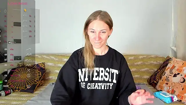 Snapshot of Amalia_Mio chatting on 02-14-26, 10:34 Amalia Mio online show from 02-14-26, 10:34