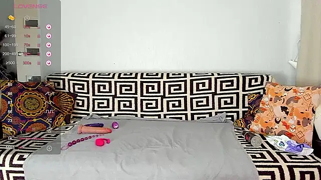 Snapshot of Amalia_Mio chatting on 03-21-26, 09:03 Amalia Mio online show from 03-21-26, 09:03