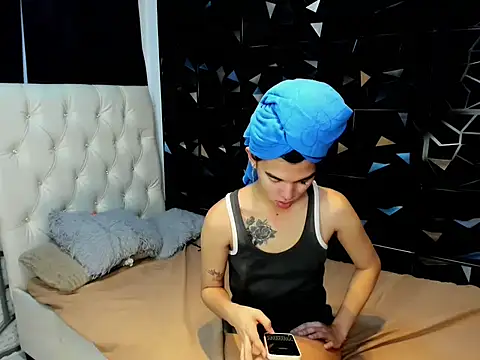 Yourdreamgoddess online show from 05-11-26, 05:10
