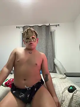 4roncito online show from 10-04-25, 06:33