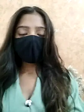 -Aarohi   online show from 10-04-25, 06:11