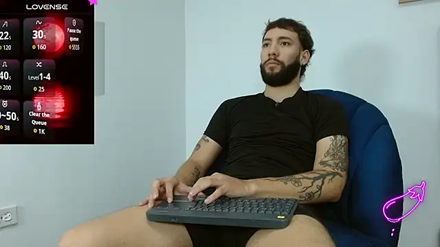 angel kyrozz online show from 11-24-25, 07:13