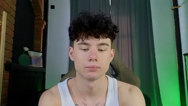 Cute Mike online show from 03-04-26, 04:40