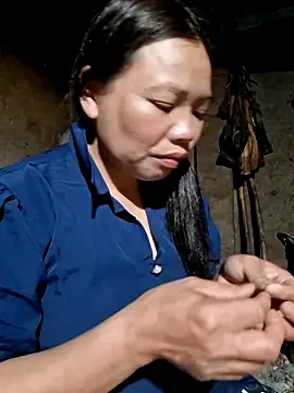 Snapshot of miomio-12 chatting on 03-03-26, 02:12 miomio-12 online show from 03-03-26, 02:12