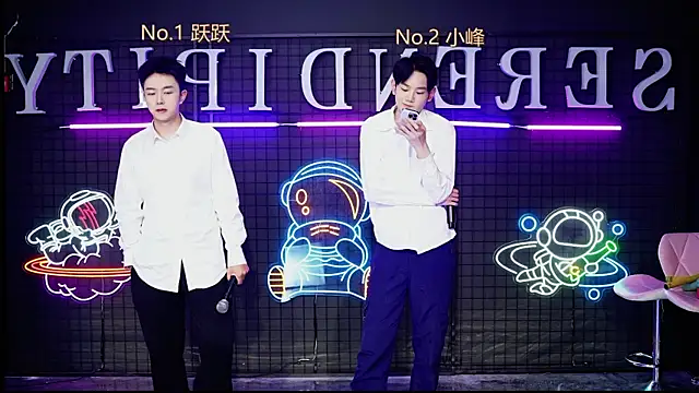 Boygayhouse online show from 10-07-25, 05:15