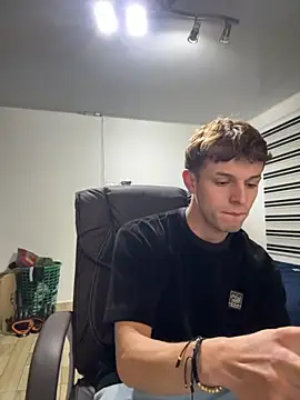 noah red online show from 10-06-25, 03:15