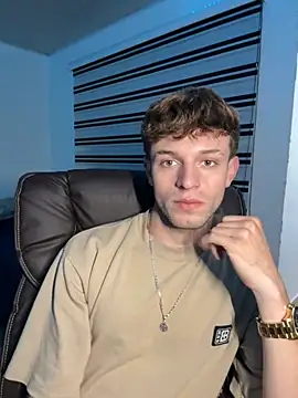 noah red online show from 10-08-25, 03:59