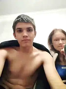 PartyIcyLov online show from 10-04-25, 06:06