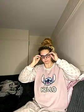 TabbyLovexox online show from 11-06-25, 07:20