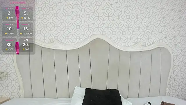 Snapshot of MarcelaCortes chatting on 02-23-26, 09:56 MarcelaCortes online show from 02-23-26, 09:56