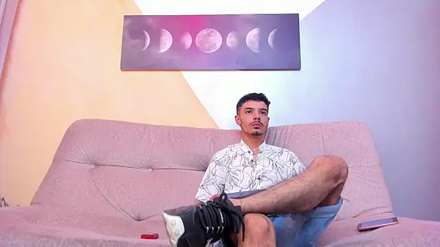 Snapshot of Timothe_Evans chatting on 10-07-25, 08:39 Timothe Evans online show from 10-07-25, 08:39