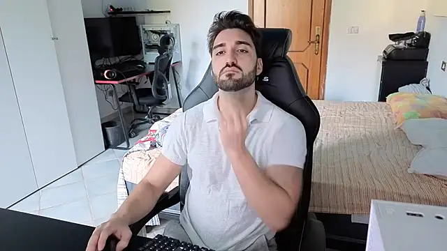 Al3xox02 online show from 02-08-26, 11:57