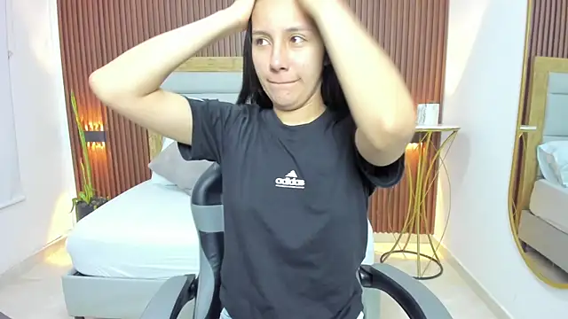 Snapshot of kaitt_ chatting on 03-25-26, 12:44 kaitt online show from 03-25-26, 12:44