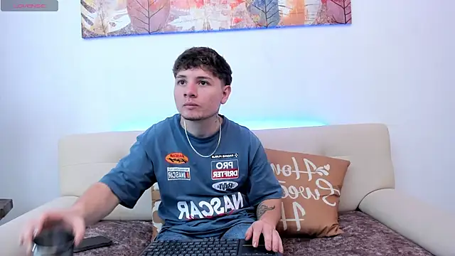 Leoo Miller online show from 10-30-25, 08:20