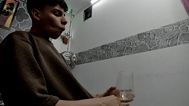 Snapshot of sexyboys_cutex18 chatting on 02-26-26, 03:05 sexyboys cutex18 online show from 02-26-26, 03:05