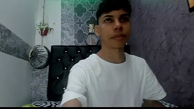 Snapshot of sexyboys_cutex18 chatting on 03-13-26, 10:16 sexyboys cutex18 online show from 03-13-26, 10:16
