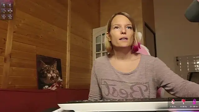 Lady Shine online show from 04-29-26, 05:17