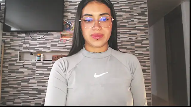 Carla Bennett   online show from 10-06-25, 11:51