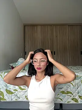 lena martinn online show from 05-14-26, 10:38