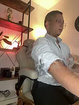 LiamColby  online show from 02-10-26, 03:43