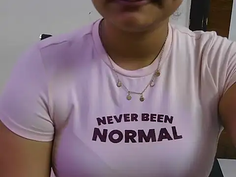 cute zaraa online show from 10-26-25, 06:19