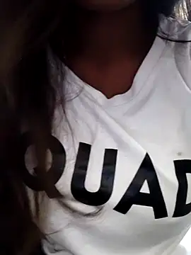 Snapshot of AnkitaVibes chatting on 11-01-25, 11:01 AnkitaVibes online show from 11-01-25, 11:01