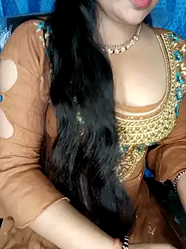 Snapshot of Rashmi_011 chatting on 03-31-26, 03:23 Rashmi 011 online show from 03-31-26, 03:23