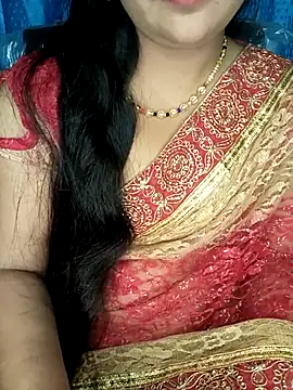Snapshot of Rashmi_011 chatting on 04-04-26, 12:09 Rashmi 011 online show from 04-04-26, 12:09