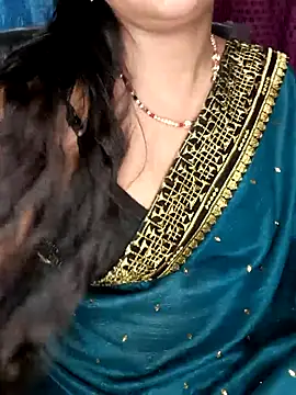 Snapshot of Rashmi_011 chatting on 04-25-26, 11:46 Rashmi 011 online show from 04-25-26, 11:46