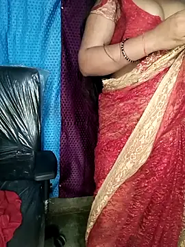 Snapshot of Rashmi_011 chatting on 05-16-26, 12:29 Rashmi 011 online show from 05-16-26, 12:29