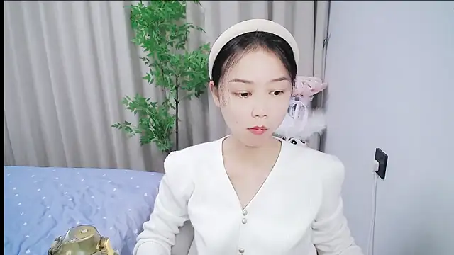 Snapshot of mili0923 chatting on 11-05-25, 02:00 mili0923 online show from 11-05-25, 02:00