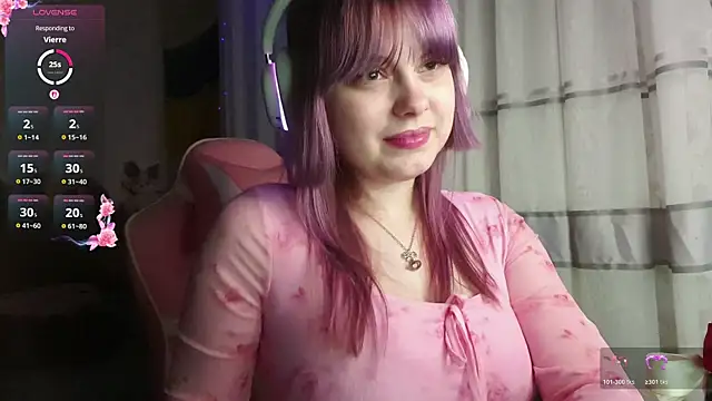 Snapshot of KristiBloom chatting on 03-03-26, 12:06 KristiBloom online show from 03-03-26, 12:06