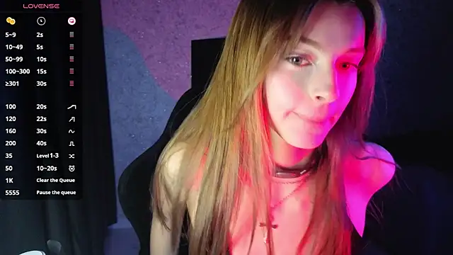 Snapshot of kitti_sweett chatting on 04-23-26, 09:28 kitti sweett online show from 04-23-26, 09:28