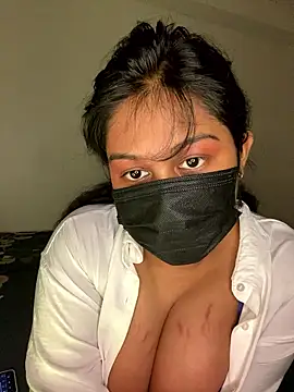 Monica  Bellucci   online show from 01-11-26, 02:55