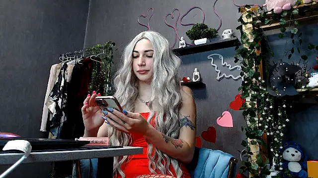 Snapshot of Walleriana chatting on 10-07-25, 04:37 Walleriana online show from 10-07-25, 04:37