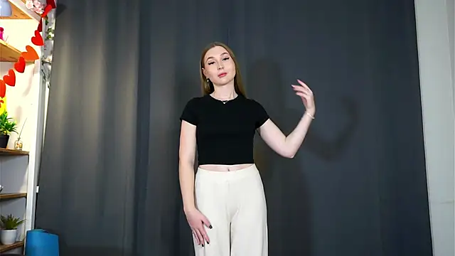 EliseHopper online show from 10-11-25, 09:13