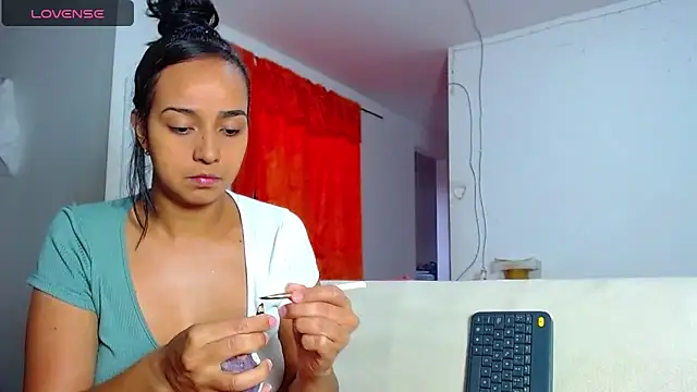 Kendall honea online show from 06-18-26, 11:36