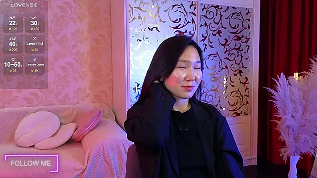 Yoon Mii online show from 10-07-25, 10:23