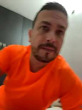 Snapshot of JX7NOVA chatting on 10-07-25, 12:19 JX7NOVA online show from 10-07-25, 12:19