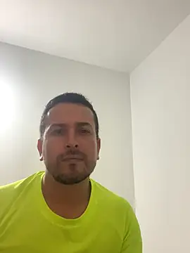 Snapshot of JX7NOVA chatting on 11-01-25, 01:29 JX7NOVA online show from 11-01-25, 01:29