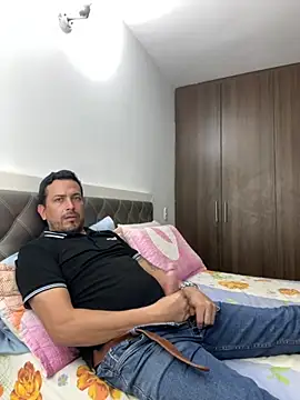 Snapshot of JX7NOVA chatting on 11-11-25, 07:08 JX7NOVA online show from 11-11-25, 07:08