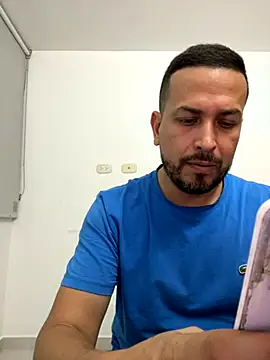 Snapshot of JX7NOVA chatting on 11-20-25, 01:50 JX7NOVA online show from 11-20-25, 01:50